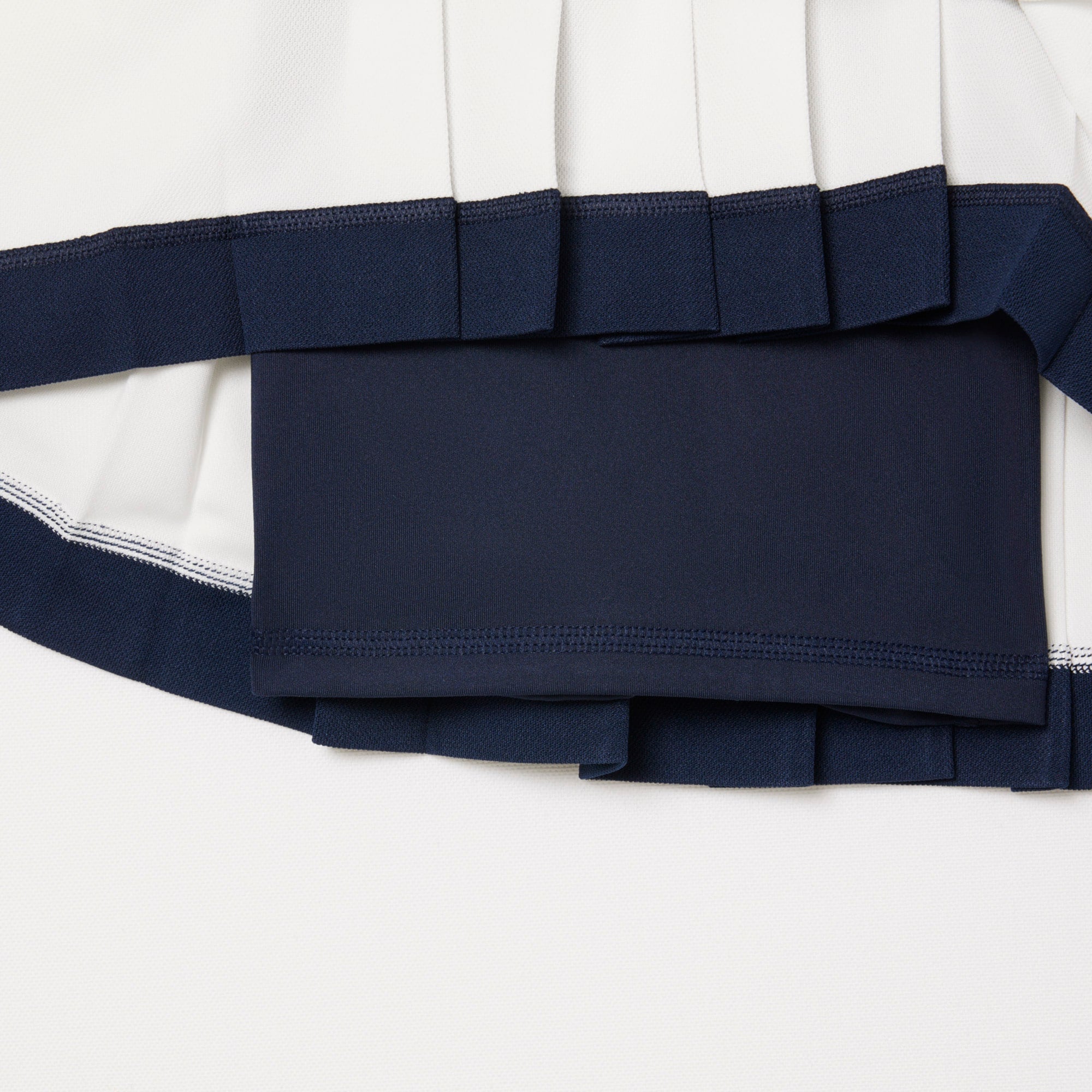 Women's Ultra Dry Tennis Heritage Stretch Skirt - White / Navy Blue