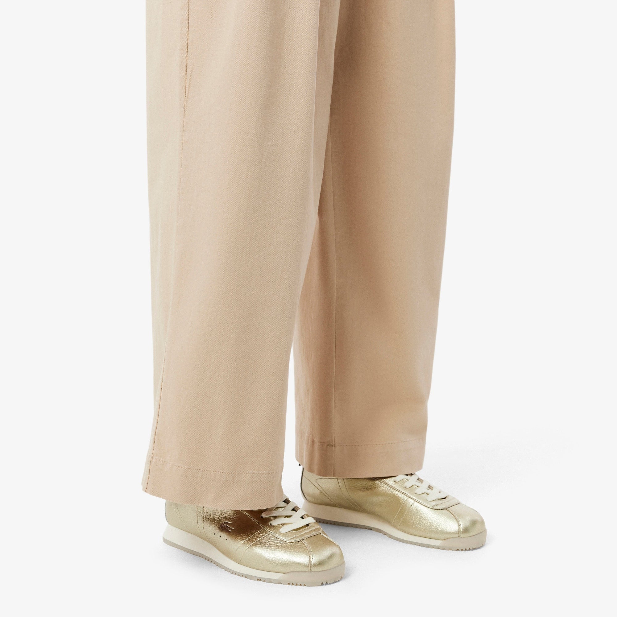 Women's Club-Low Leather Sneakers - GLD/OFF WHT