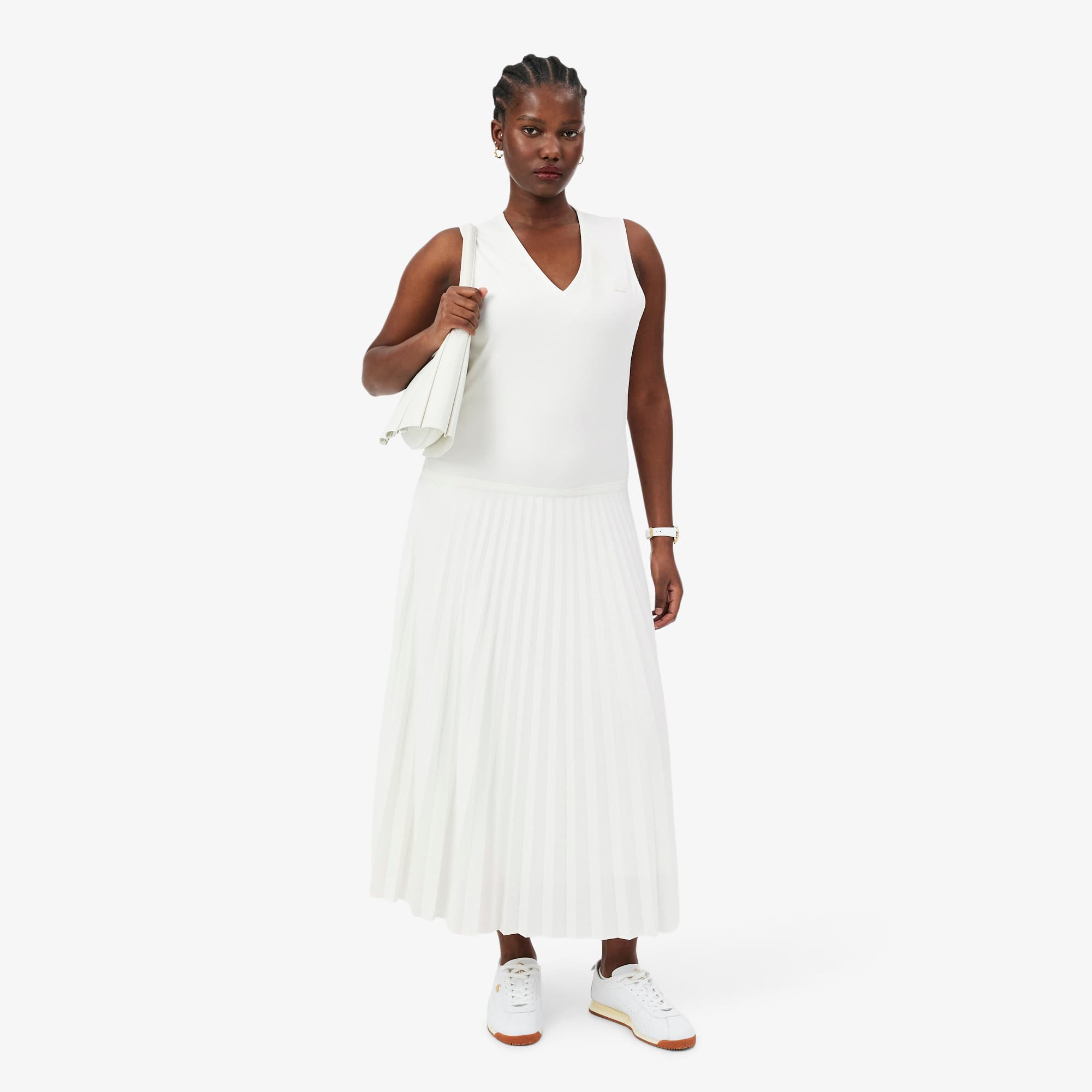 Long Sleeveless Pleated Dress - White
