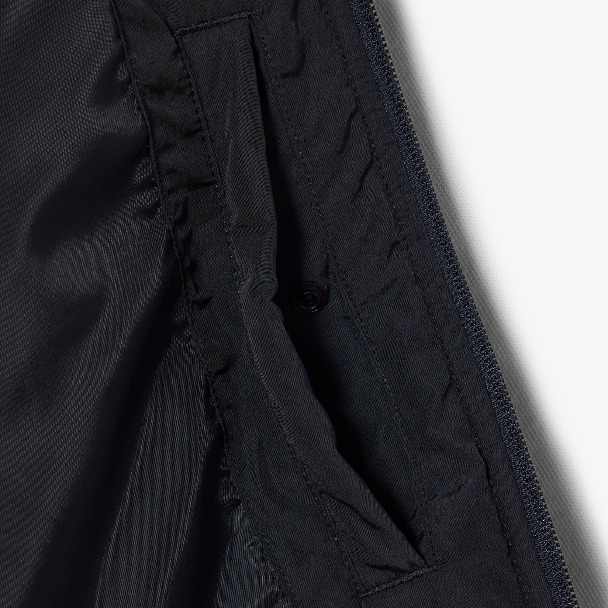Lightweight Water-Repellent Quilted Puffed Jacket - Black