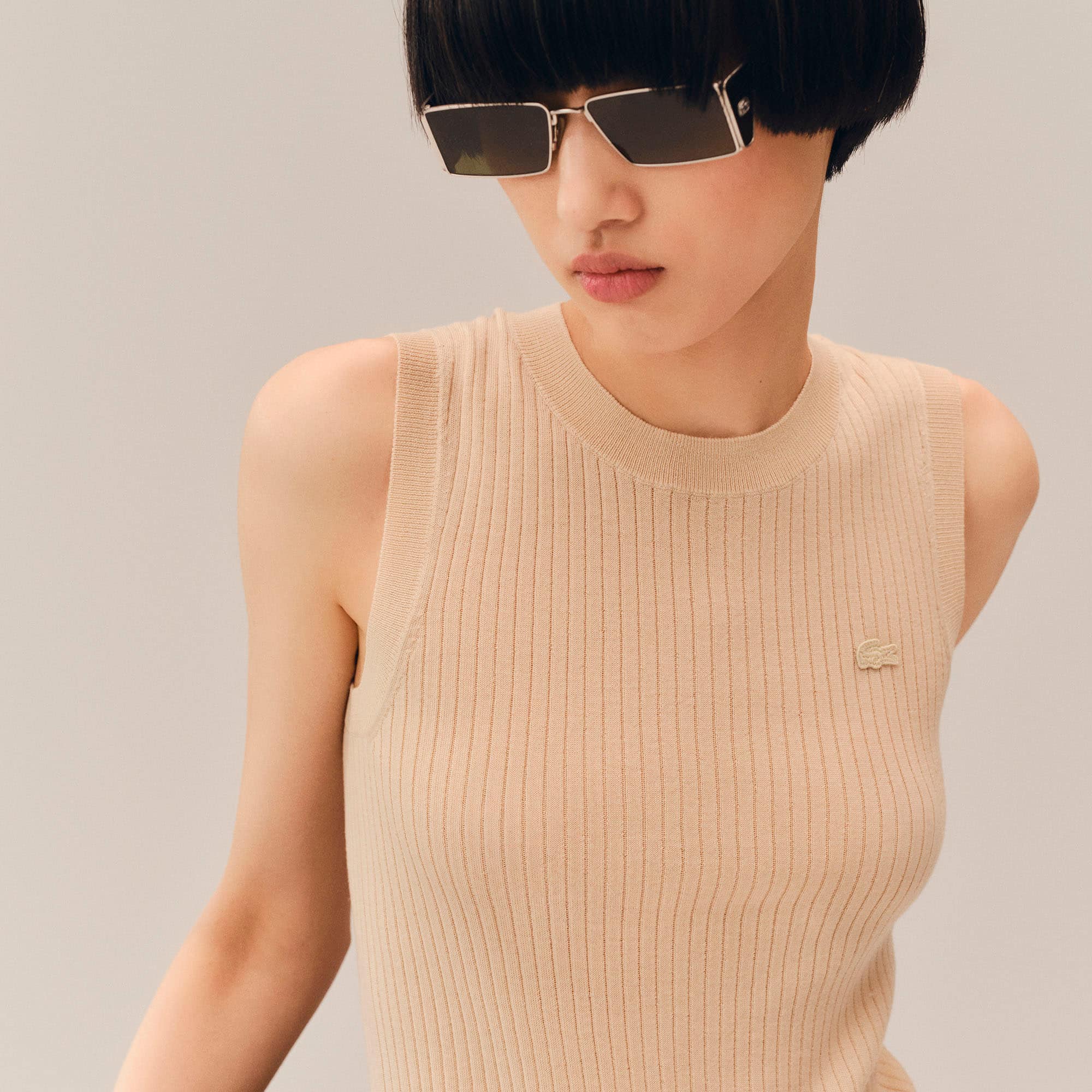 Merino Wool 3D Knit Sleeveless Sweater - Beige