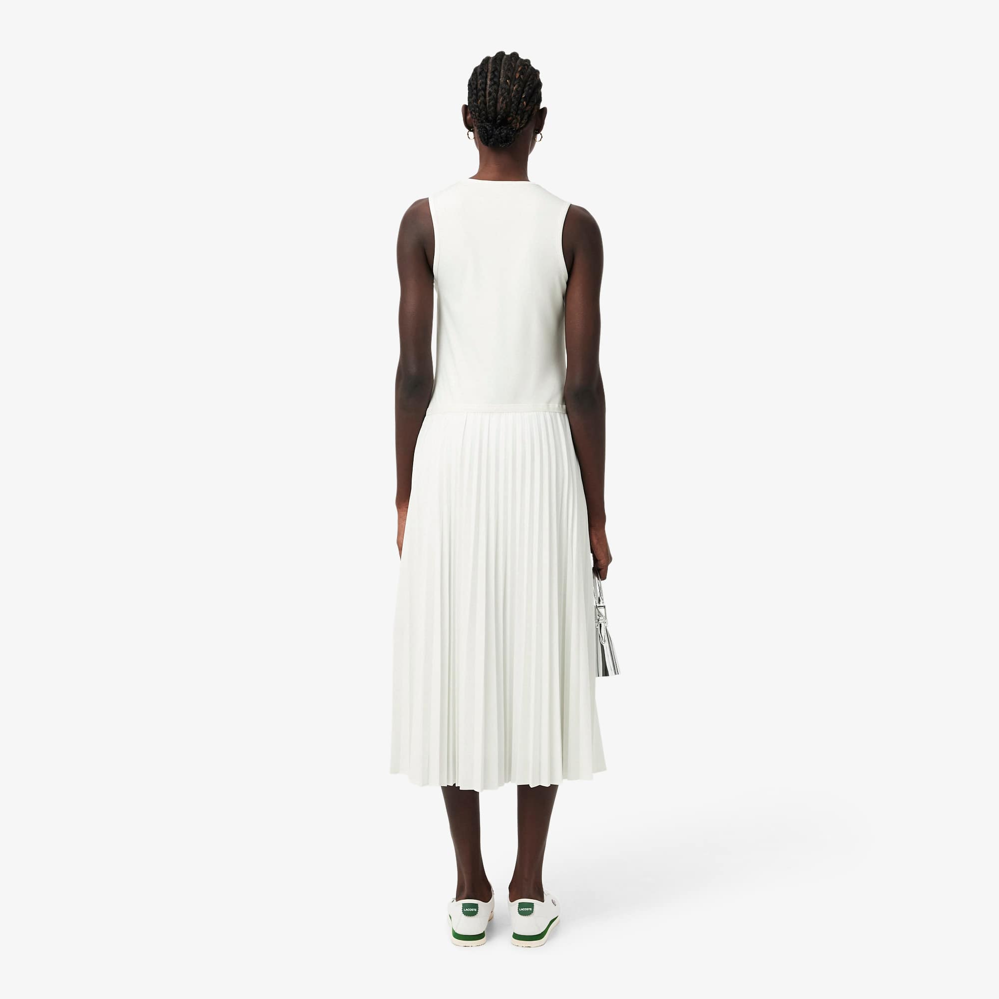 Long Sleeveless Pleated Dress - White
